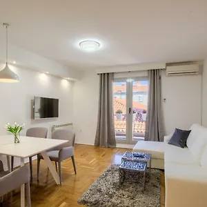 Apartment San Rocco Center, Pula